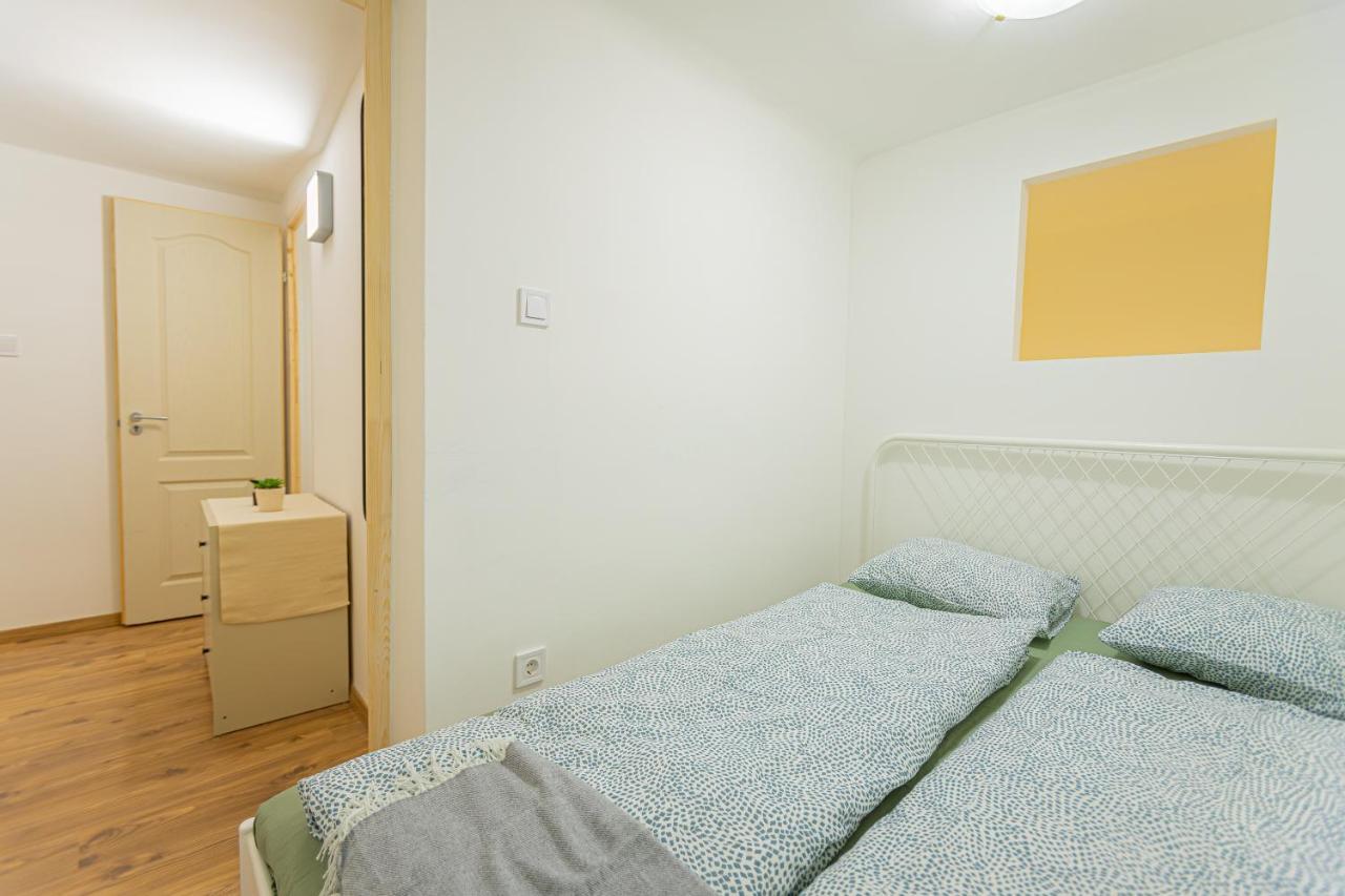 2 Bedroom Apartment In The Dob Street, Emerald Budapest Ngoại thất bức ảnh