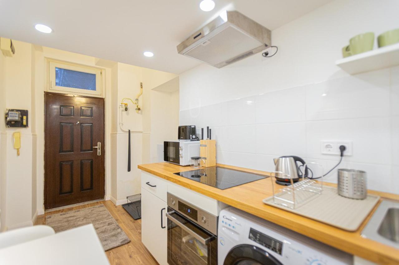 2 Bedroom Apartment In The Dob Street, Emerald Budapest Ngoại thất bức ảnh